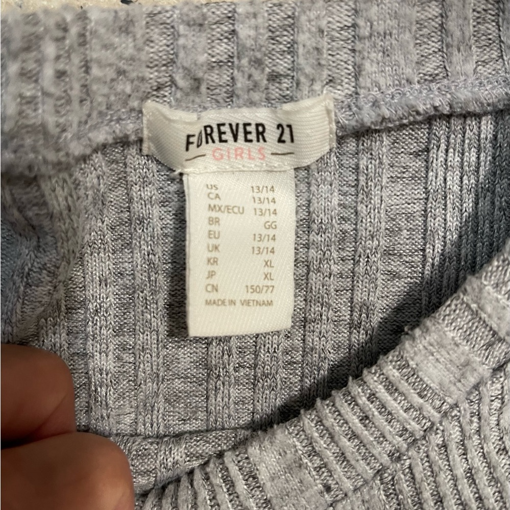Forever 21 Gray Ribbed Knit Tee - Picture 3 of 3